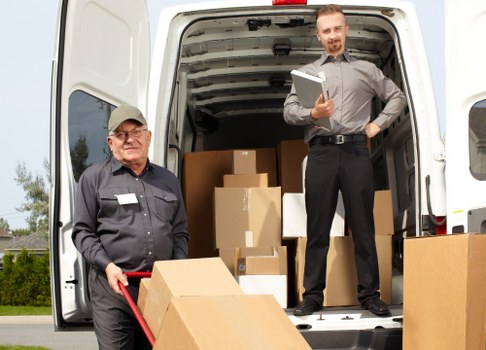 Removal truck hire vehicle suitable for Chelsea residential moves